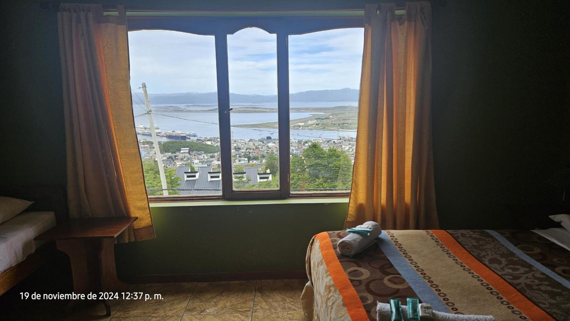 Mirador Del Beagle Hosteria Ushuaia Exterior foto